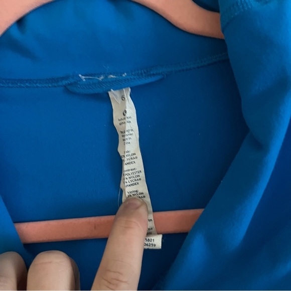 Lululemon Daily Yoga Jacket Size 6 - Picture 6 of 9